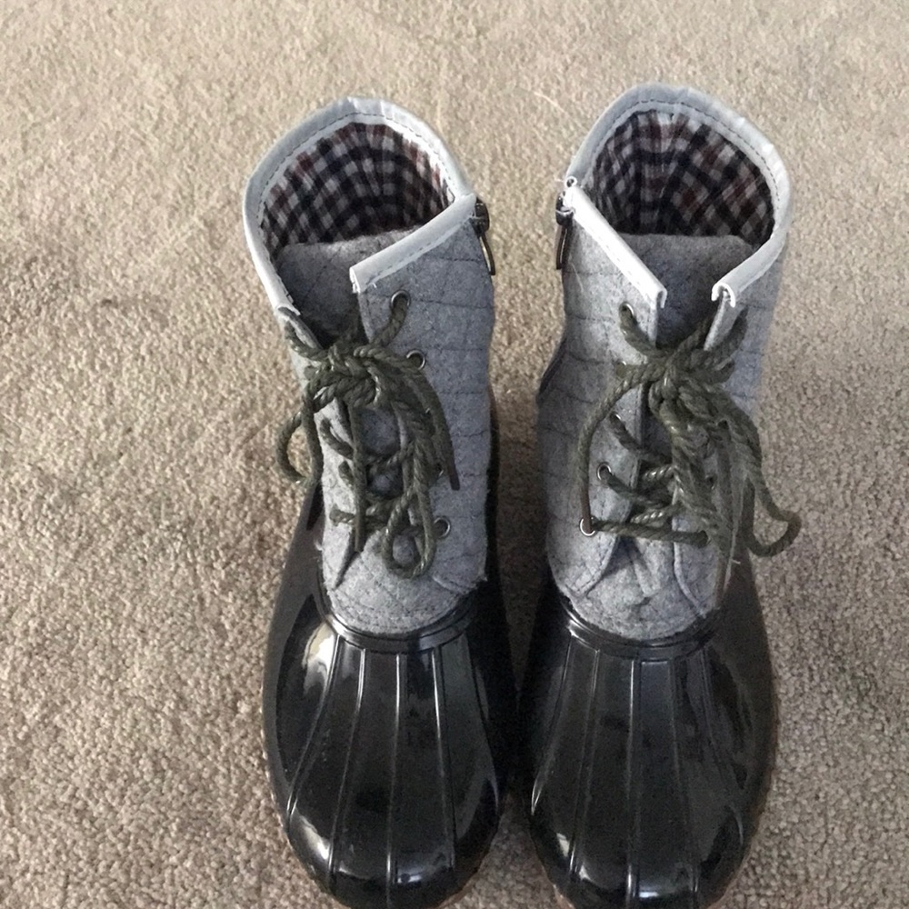 Rain boots